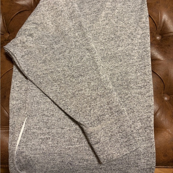 Heather Gray Knit Sweater - Picture 3 of 5